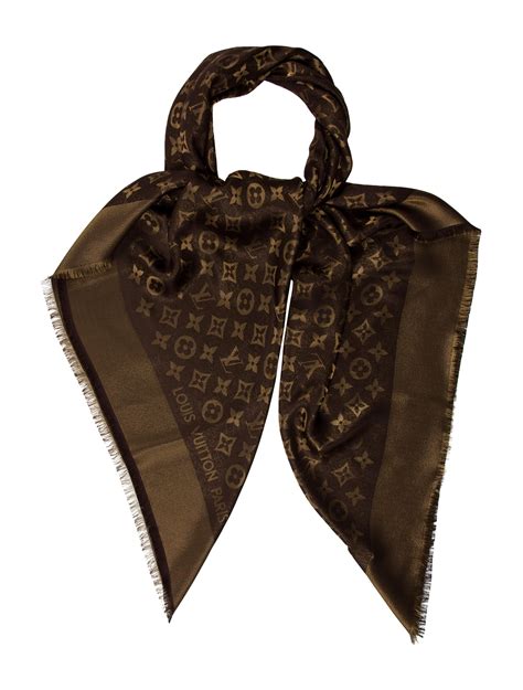 louis vuitton monogram classic shawl|louis vuitton pashmina.